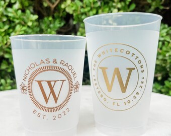 Circle Monogrammed Shatterproof Event Cups, Modern Monogrammed Party Cups, Personalized Frost Flex Cups, Reusable Wedding Favor Custom Cups