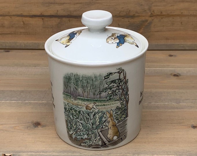 Peter Rabbit Candy Jar / Honey Pot With Lid by Wedgwood of Etruria ...