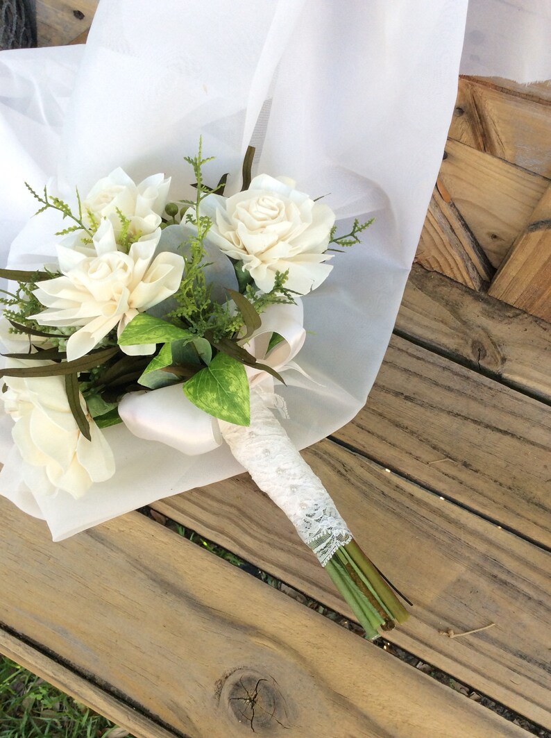 Gorgeous Ivory Bride Bouquet Rustic Wedding Bouquet Eco Friendly Wedding Stunning Sola Wood Flower Wedding Bouquet Ivory Wedding Bouquet Accessories Weddings Valresa Com
