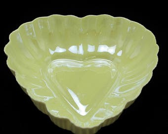 Belleek Luster Porcelain Heart Bowl 5th/2nd Green Mark Translucent Iridescent Bowl Mint