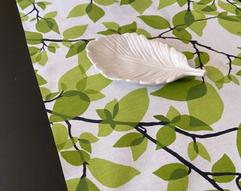 Cotton table runner White table linen with green leaves pattern Scandinavian fabric