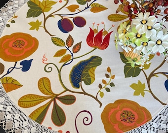 Floral Cotton Round Tablecloth with Linen Lace