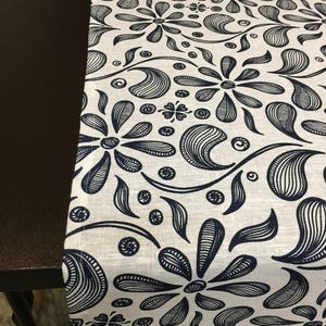 Table Runner Linen Fabric Gift Tabletop Table Linen Floral Table Runner