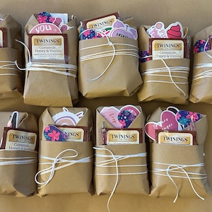 Blind Date with Press on Nails | Kiss Nails | Plus Extras