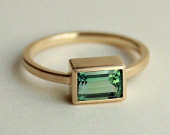 750er Goldring mit rechteckigem Turmalin