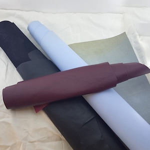 color mix leather cuts,leather pieces by kilo,large leather pieces,italian leather scraps,colorful leather pieces,leather assortment off cut