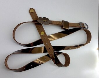 cintura in pelle da donna, cintura in pelle laminata color bronzo, cintura in pelle di vitello, cintura in pelle, cintura in pelle firmata, regalo in pelle per lei, pezzo unico