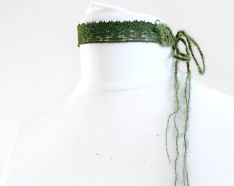 forest green choker .:. lace knit neckpiece. cotton & wool neckband. sustainable natural fairy necklace. ethereal knitted collar.