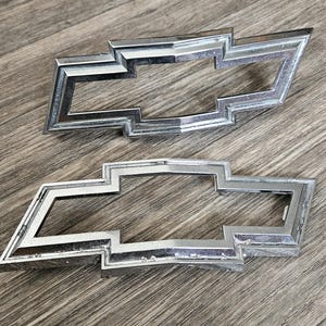 Chevrolet Truck Fliegen Embleme(2), 1971-72 und 1969-70. C10-30, K10-30 Blazer