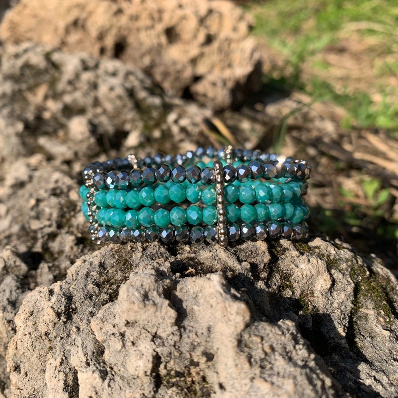 Elastic blue and silver cyrastal beacelet,handmade jewellery,handmade bracelet,cyrstal beaded bracelet
