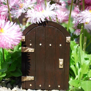 Hand Painted Fairy Door: Brown Resin Sculpture (3.5 Inch)