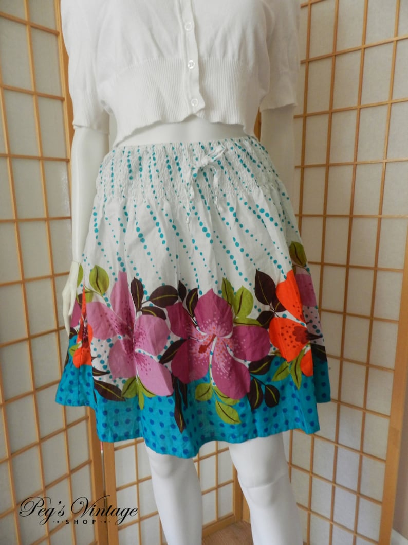 Vintage Hawaiian Hibiscus Flower Skirt / Floral Tropical Print | Etsy ...