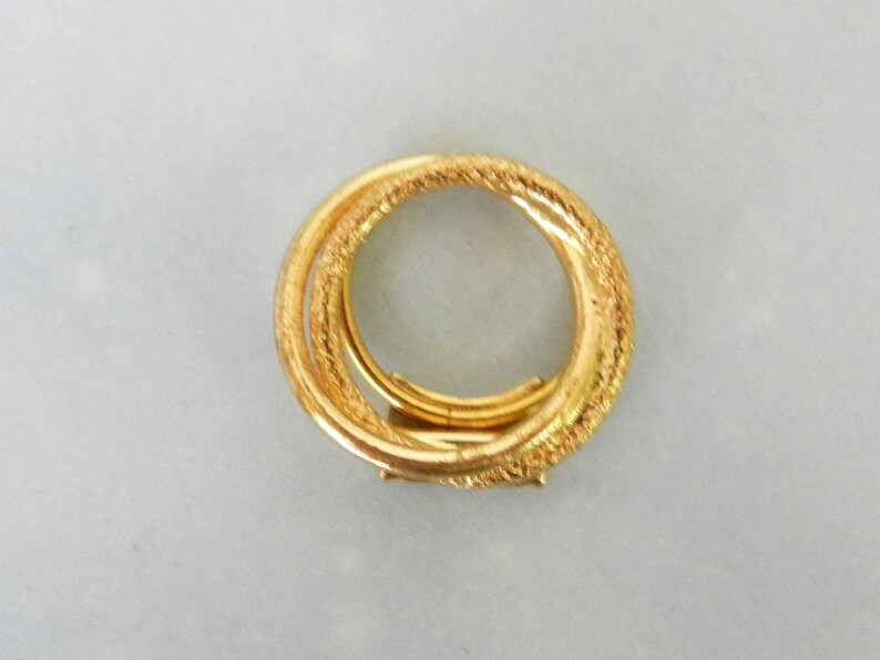 Swirl Knot Style Dress Sweater Clip 60s Fashion Accessory Vintage Round Gold Tone Scarf Clip  Slide