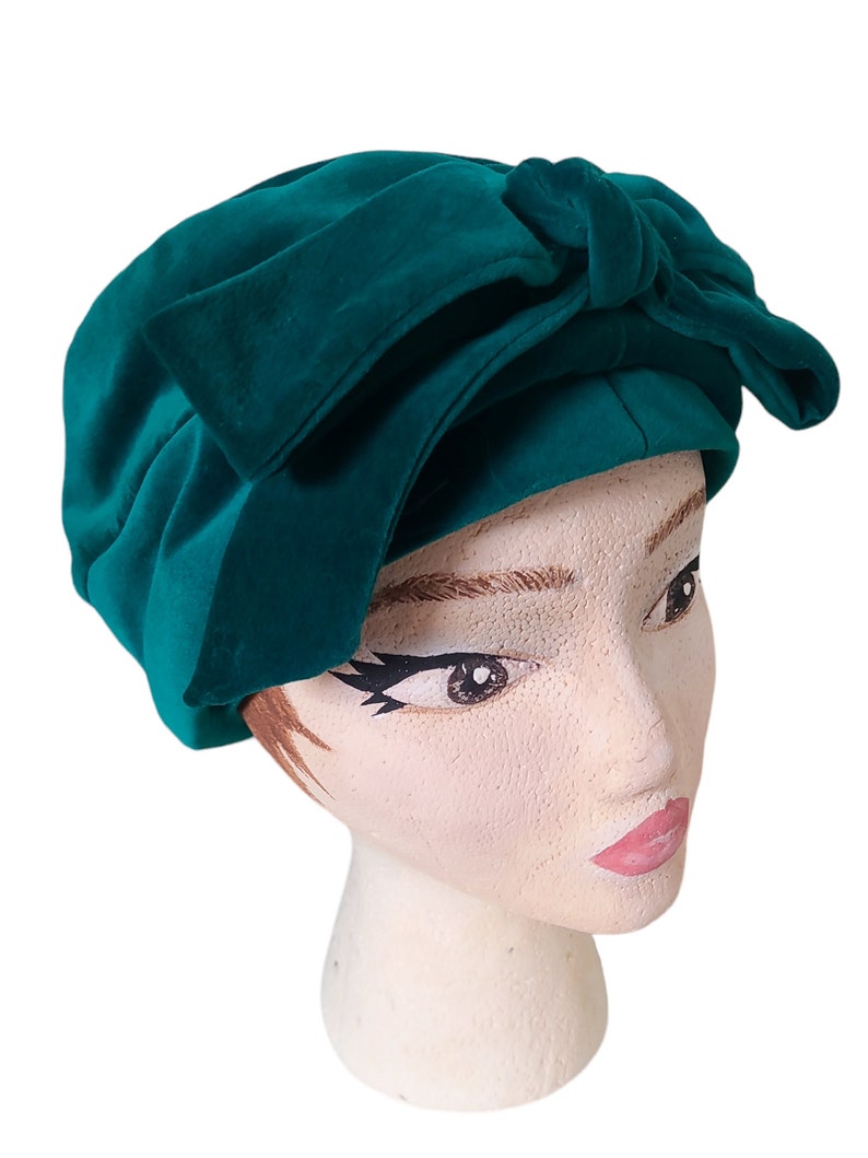 60s Mr. Fredericks Green Velvet Pillbox / Cloche Hat With Bow, Vintage Classic Hats image 9