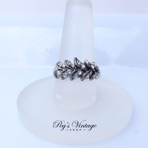 Vintage Rhinestone Leaf Ring / Silver Tone Cocktail Ring Size 8