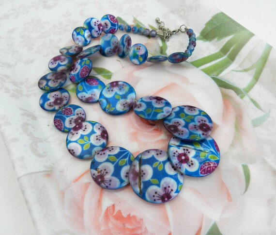 Vintage Floral Resin Bead Necklace, Shabby Chic B… - image 5