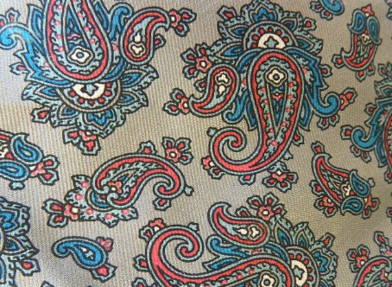 Vintage 1970s Silk Paisley Necktie, Hand Made in … - image 5