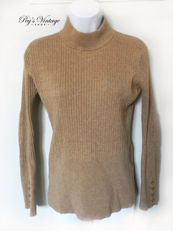 Vintage Beige Long Sleeve Sweater, Pull Over Ladies Sweater