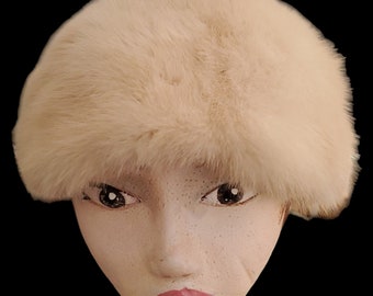 Vintage Beige Blond Mink Fur Hat, 50’s Fur Winter Hat