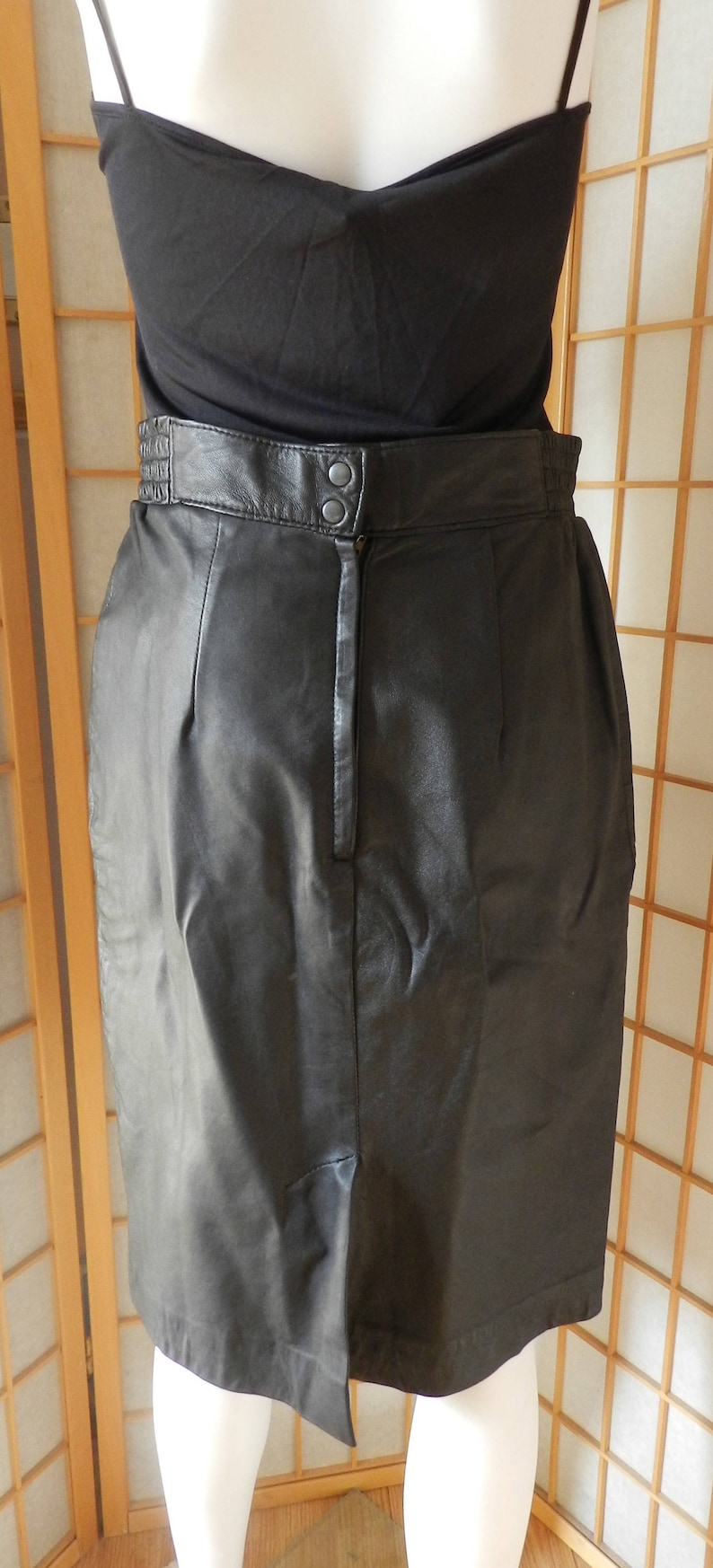 Pencil Skirt Misses Size 10 London Fog New York Genuine Leather Skirt Vintage Black Leather Skirt High Waisted Skirt