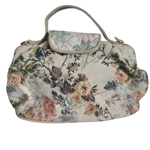 Vintage Tapestry Purse, Pastel Floral Tapestry Handbag Made in Taiwan image 6