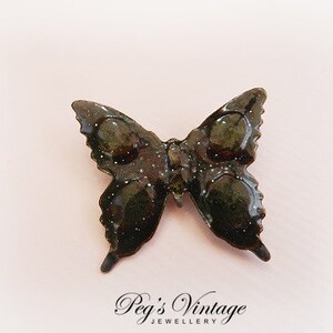 Beautiful Vintage Butterfly Brooch Pin / Artisan Crafted Brass Metal Resin Butterfly Brooch/Pin image 5