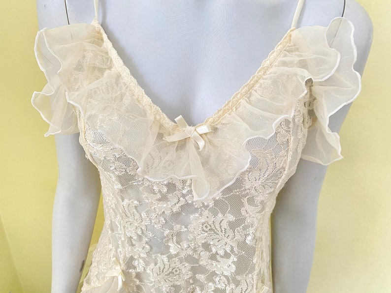 Ivory Medium Vintage Teddy Lace Camisole