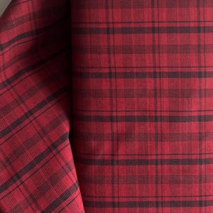 Red and Black plaid homespun fabric from Dunroven house,  #H1071 rag quilts, Americana, Primitive fabric, neutral color homespun fabric,