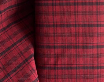 Red and Black Plaid Homespun Fabric: Dunroven House Cotton