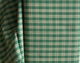 Green Plaid Homespun Fabric: Dunroven House Americana, Catawba Plaid