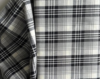 Black & Gray Plaid Homespun Fabric: Americana Rag Quilts, Dunroven House