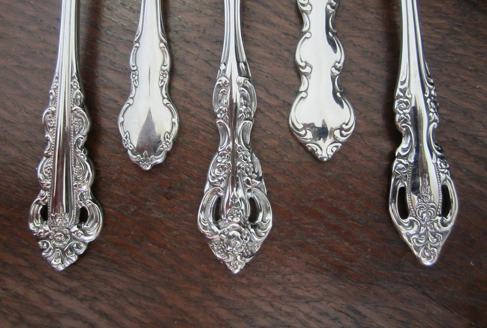 Oneida Shell Pattern Vintage Oneida Stainless Sugar Shell Spoon: 1970s-90s Pattern Choice - Etsy
