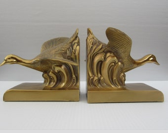 Searching Goose J.B. Metal Bookends by Jennings Brothers Mfg • Vintage 1930s Hand Cast Sculptural Waterfowl in Flight • No. JB 878  • CT USA