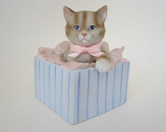 Cat Music Box by Gordon Fraser for Schmid Vintage 1985 Ceramic Tabby Kitten with Pink Bow in Blue Striped Gift Box Plays It's a Small World