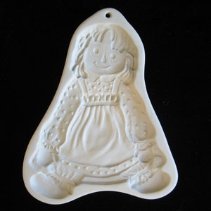 Raggedy Ann Cookie Mold by Brown Bag Art Vintage 1985 Shortbread Baking Pan Decorative Dishwasher Safe Stoneware Bakeware Vermont USA image 1