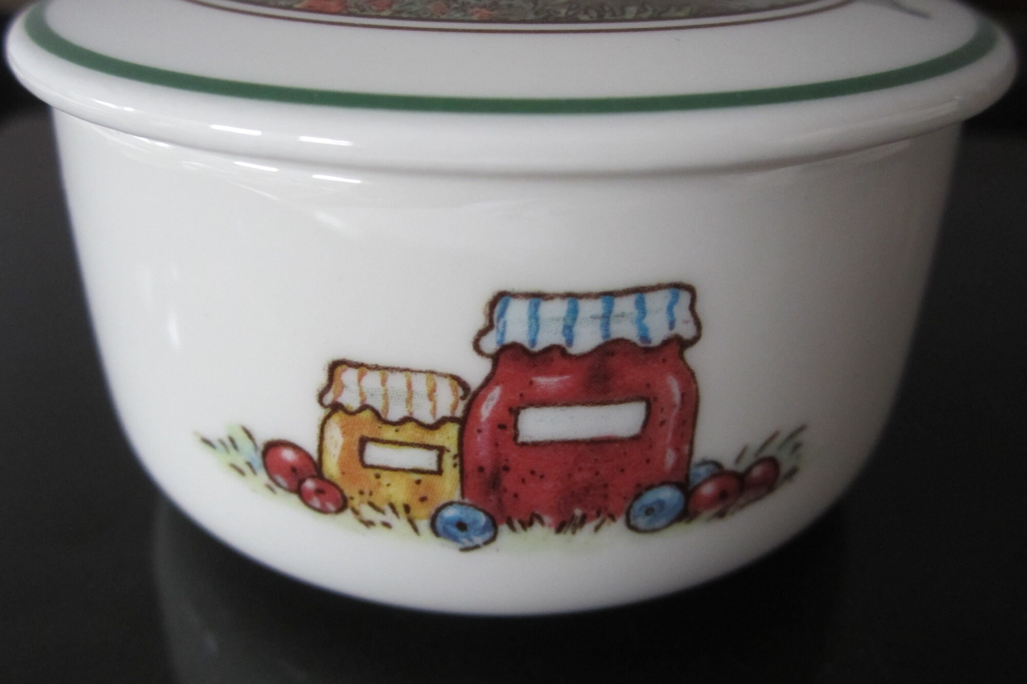 Villeroy & Boch Foxwood Tales Trinket Box • Vintage Brian Paterson