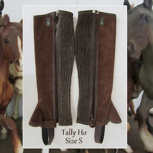 Tally Ho Child&#39;s Half Chaps Size S Suede Leather, Brown • Vintage UK Riding Gear for Children • Sturdy Zipper, Stretch Panel, Snap • England