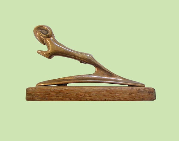 Vintage 1930s Dodge Ram Hood Ornament: Mounted Motor Mascot, Art