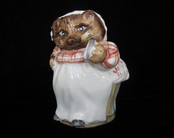 Mrs. Tiggy-Winkle Figurine by Beswick F. Warne & Co. • Vintage Beatrix Potter Washerwoman Hedgehog Children's Story Character • England Exc