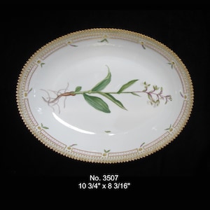 Royal Copenhagen Flora Danica Oval Serving Bowl 3507 • 1963 Vintage 10&quot; Handpainted Botanical Epipactis Palustris Marsh Helleborine • Danish