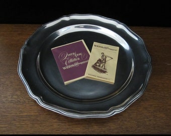 12" Queen Anne Service Charger by Wilton Armetale RWP • Vintage 1980s Food Safe Glossy Aluminum Scalloped Plate • Hand Crafted Sand Cast USA