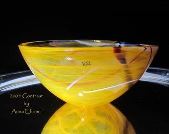 8 3/4" Kosta Boda Bowl Contrast Orange by Anna Ehrner Signed with Label • Vintage 2004 Swirled Crystal Veils, Red & White Lines • Sweden