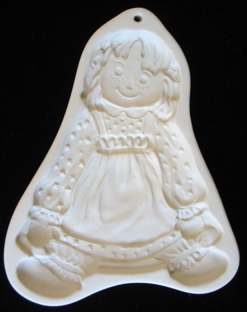 Raggedy Ann Cookie Mold by Brown Bag Art Vintage 1985 Shortbread Baking Pan Decorative Dishwasher Safe Stoneware Bakeware Vermont USA image 2