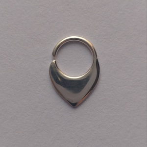 Septum ring - solid sterling silver - pointy septum - nose percing