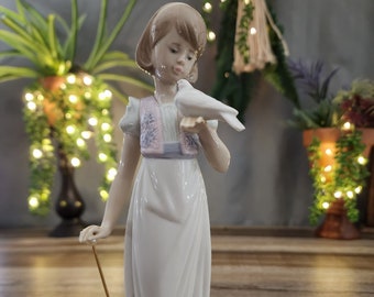 LLADRO Summer Stroll #7611, Retired Society Girl w/Umbrella/Cat and Dove, C-4D Collectors, Vintage LLADRO Girl