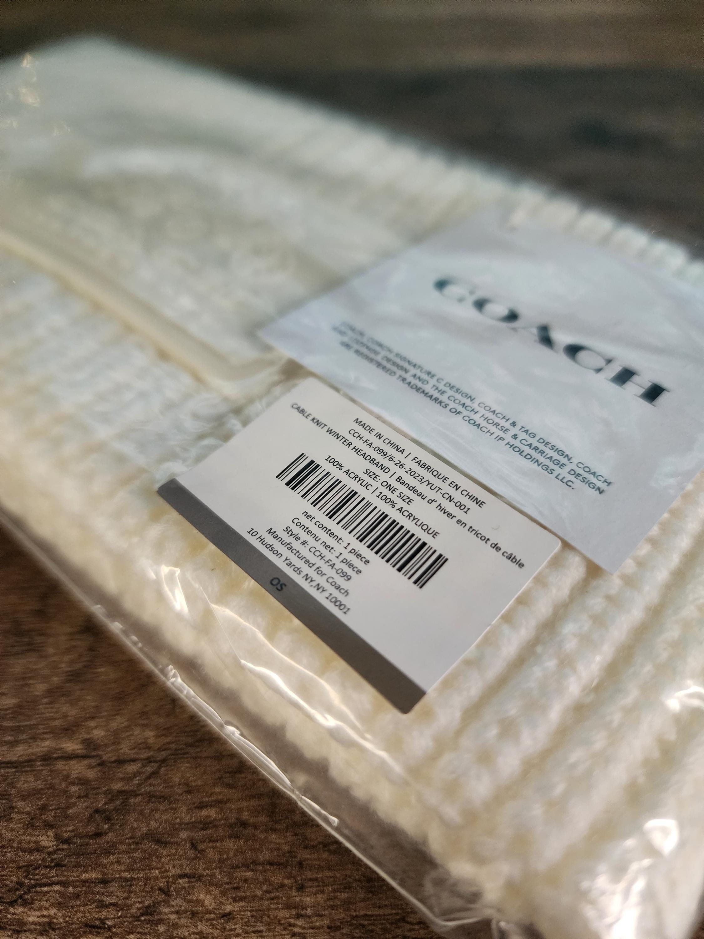 Coach logo White headband Coach headband. New with tags never worn. Very warm | Depop main image 2