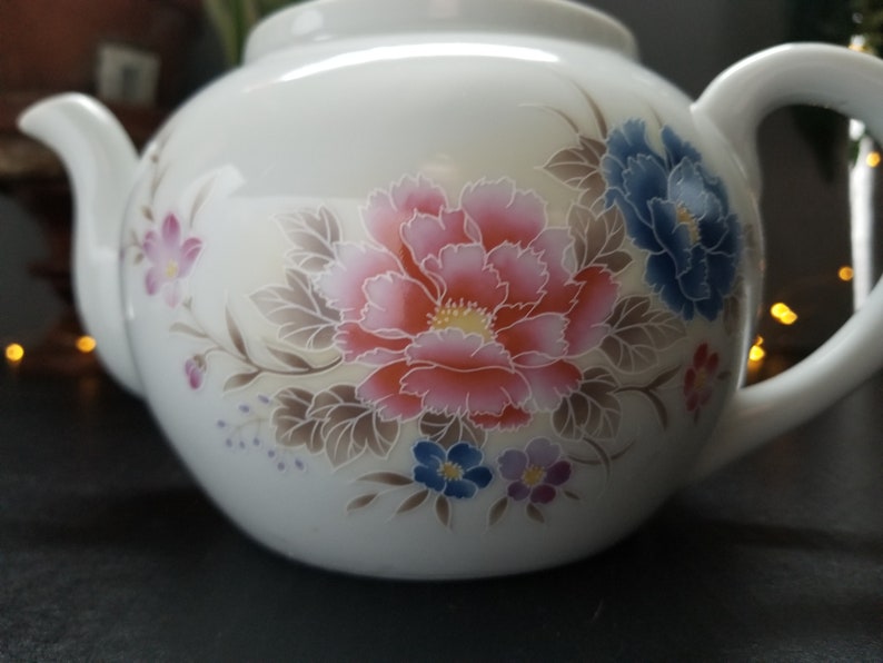Teapot Hand Painted White Porcelain Teapot wPink /& Blue Flowers Tea Pot Made in Japan Chocolate Pot