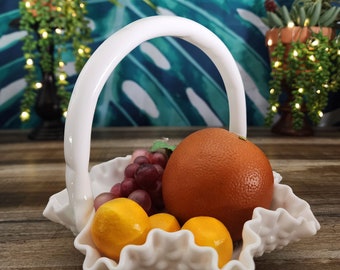 ヴィンテージ フェントン ミルクガラス ホブネイルバスケット - 幅12