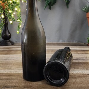 Green Glass Bottles, Heavy/Thick Green Glass Wine Bottles, Vintage Dark Green Glass Wine Bottles, Wine Cellar Vineyard
