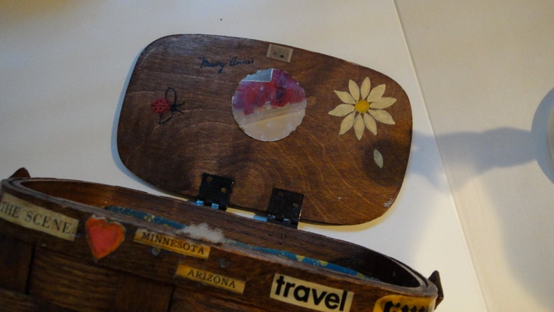 Vintage wooden picnic basket decoupage folk art flip lid fabric lined Caro Nan inspired purse with Kansas City shops from the era image 3